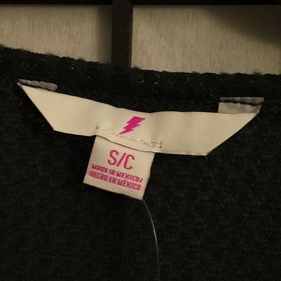 NWT Rushed waffle top phantom , juniors S/C size - Picture 5 of 6